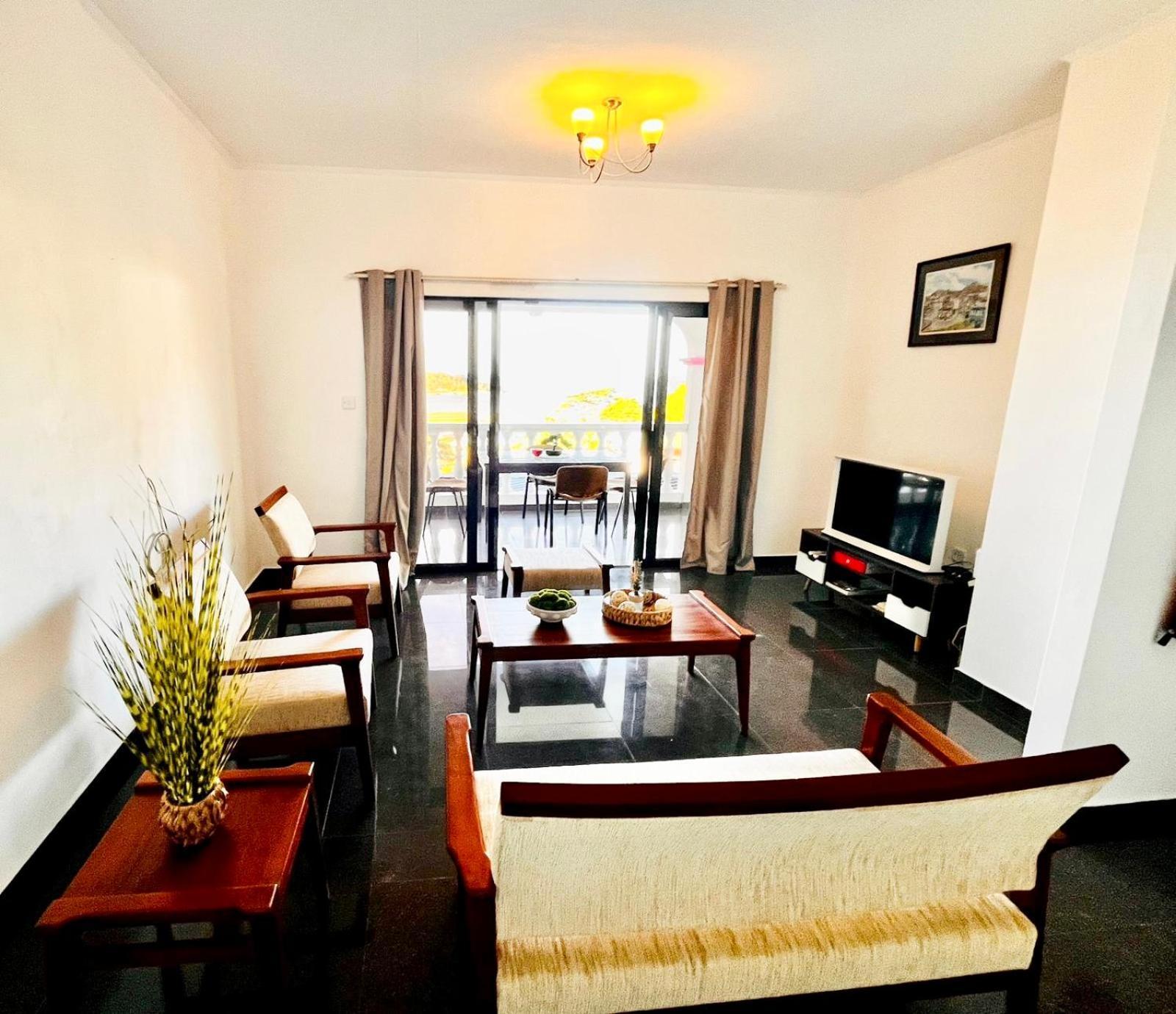 Villea Frangipani Floor 2 Bedroom Маэ